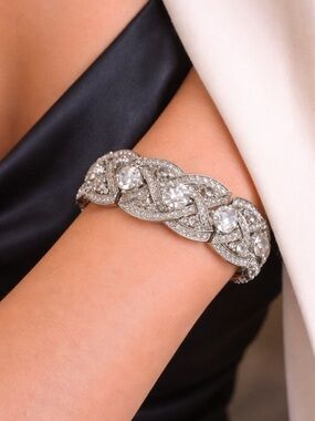 Silver Stretch Crystal Link Bracelet - Elegant Women Jewelry